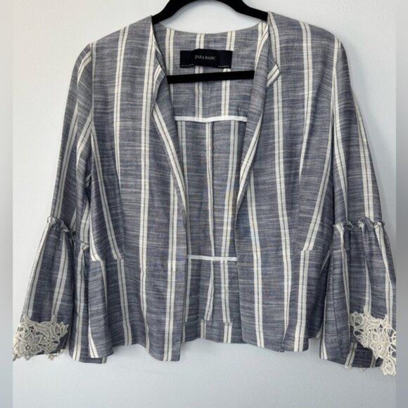 ZARA Basic Striped Bell Sleeve Jacket – Size M - Picture 3 of 15